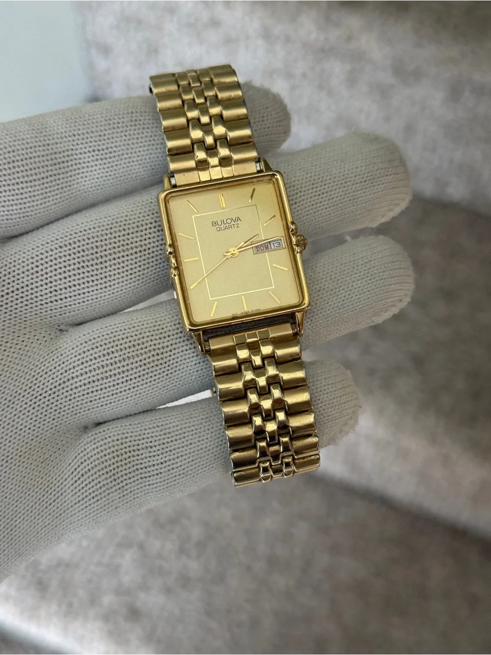 Bulova vintage tank daydate Gold Tone Quartz Rectangular Watch men’s